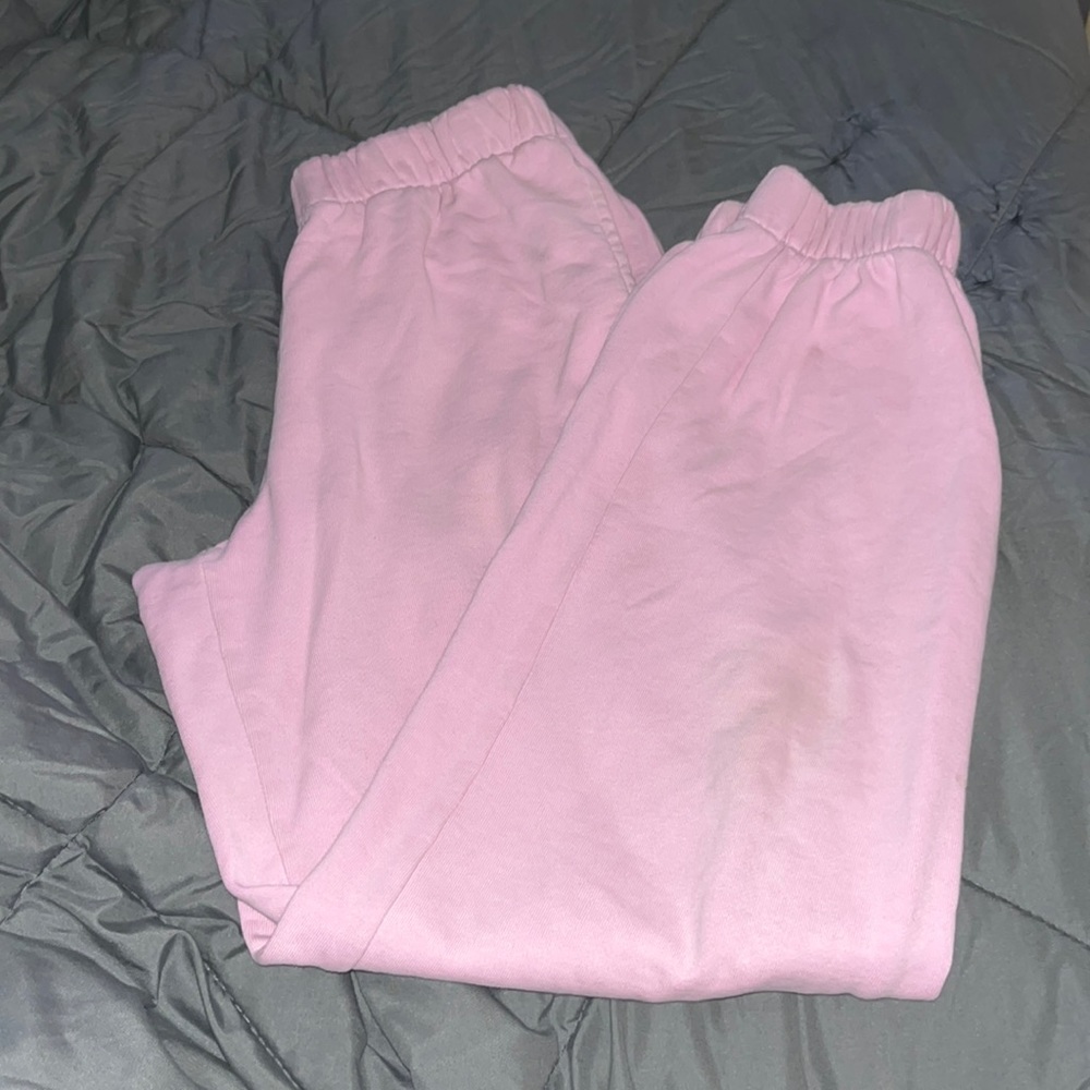 COPY - pink brandy melville rosa sweatpants